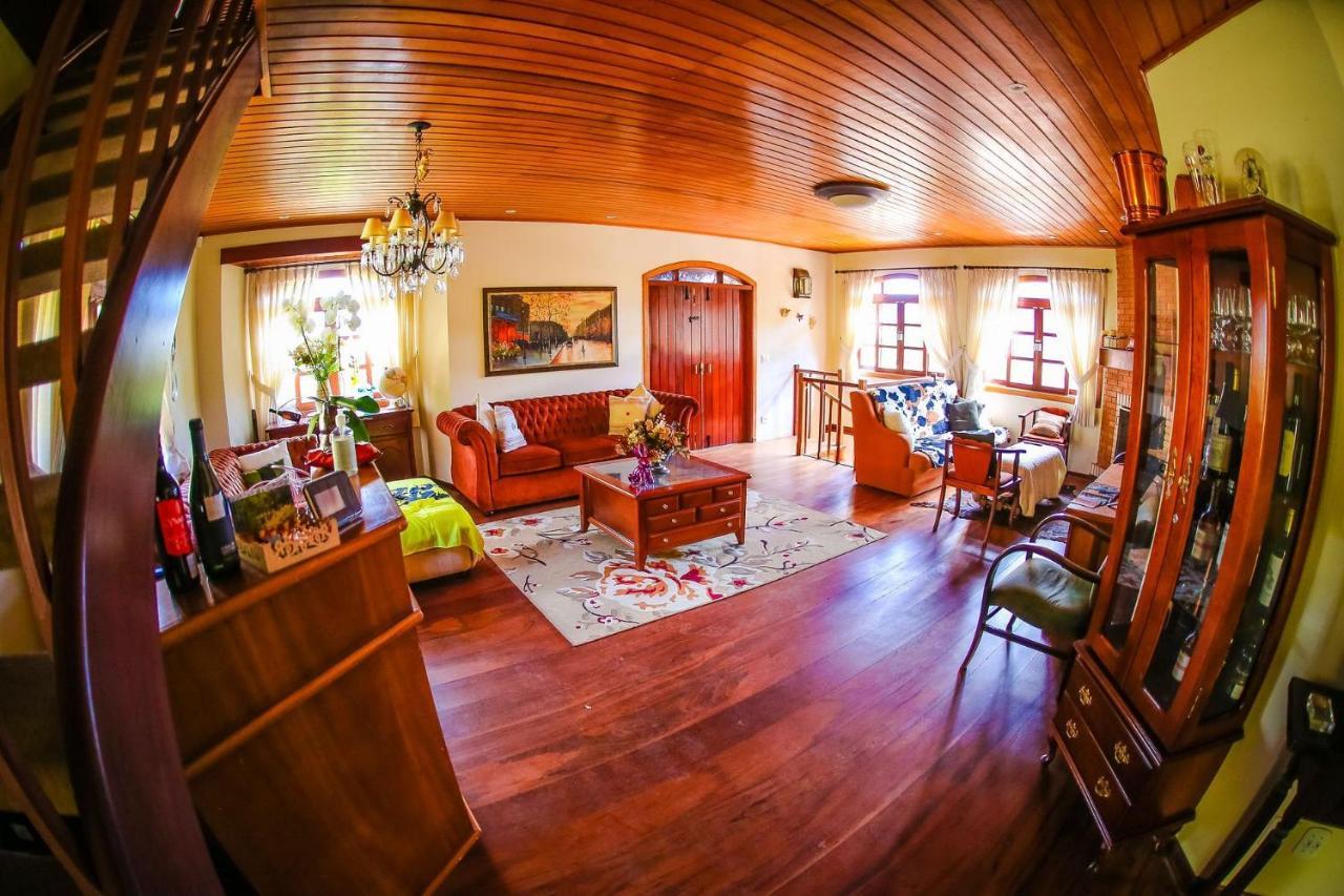 Mansao Austriaca Guesthouse Campos do Jordão المظهر الخارجي الصورة